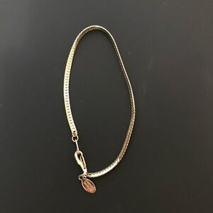 Vintage "American Showcase" Gold Tone Herringbone 7” Bracelet